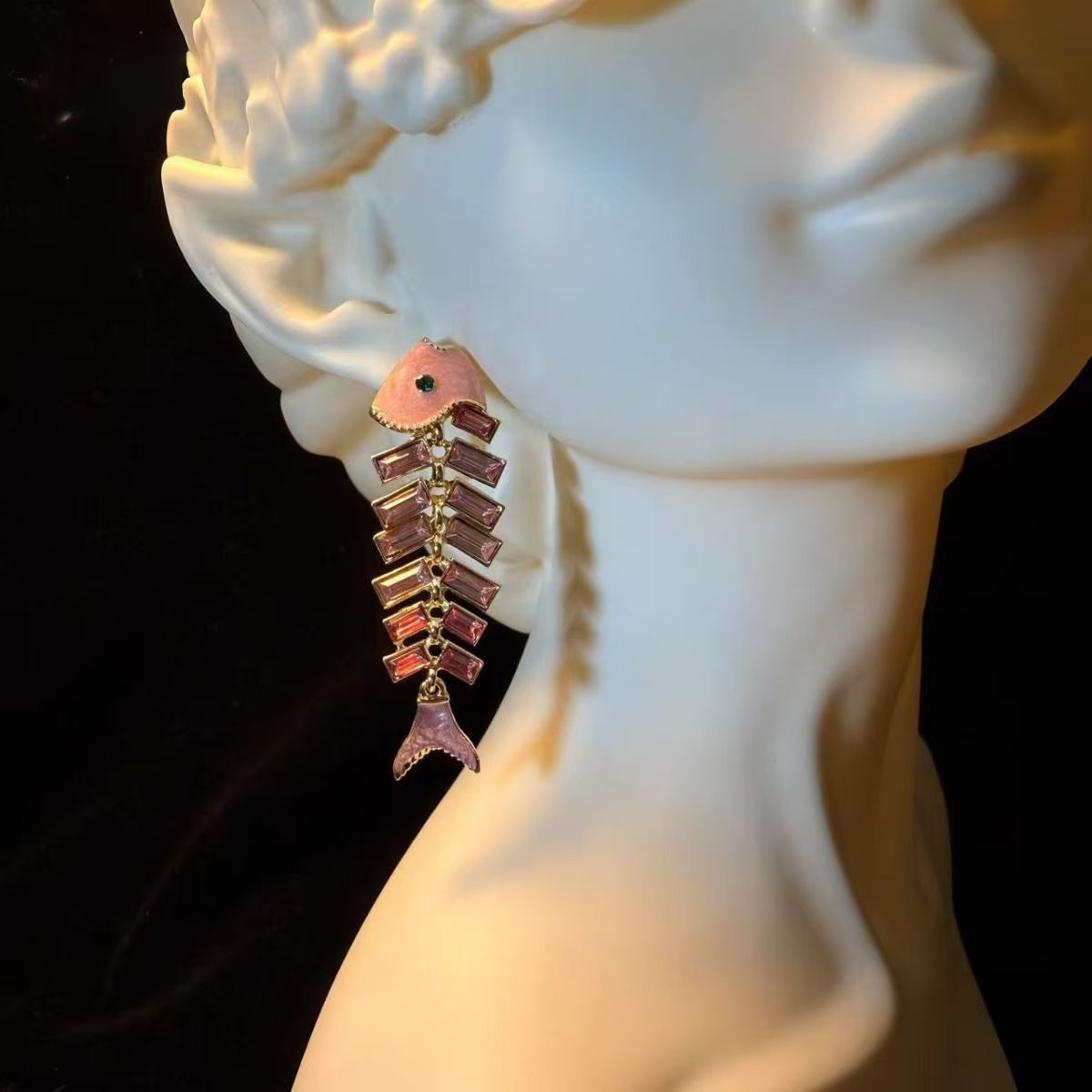 Sparkling pink, fishbone earrings