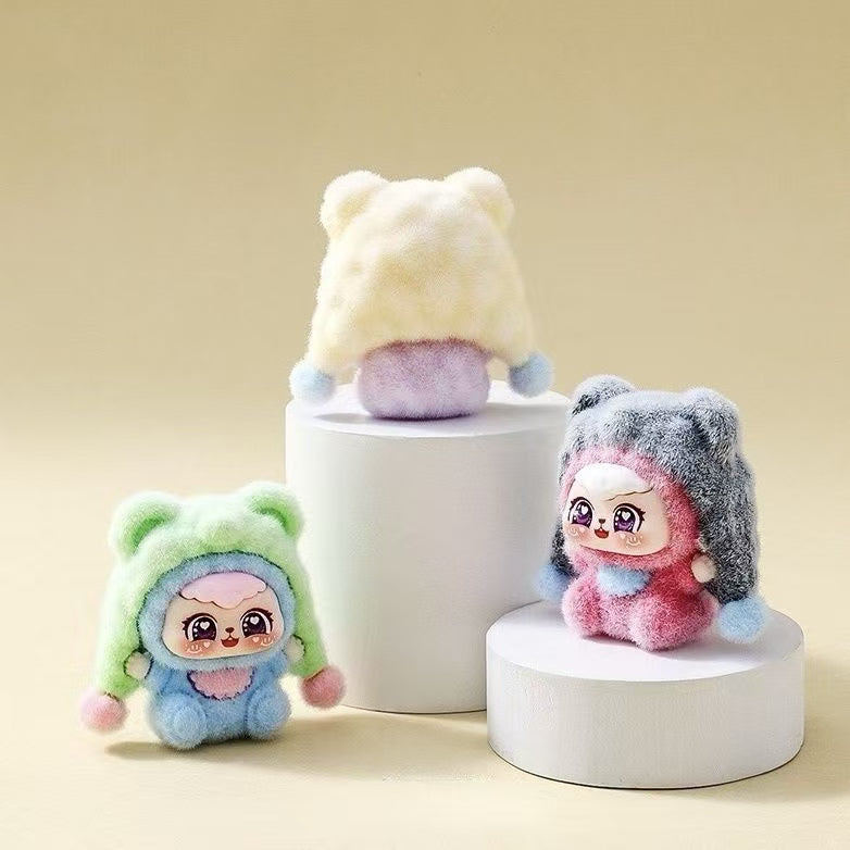 Flocked Tiger Hat Bean Bag Cute Figurine, Adorable Cartoon Desktop Decoration, Trendy Toy, Creative Gift, Wholesale