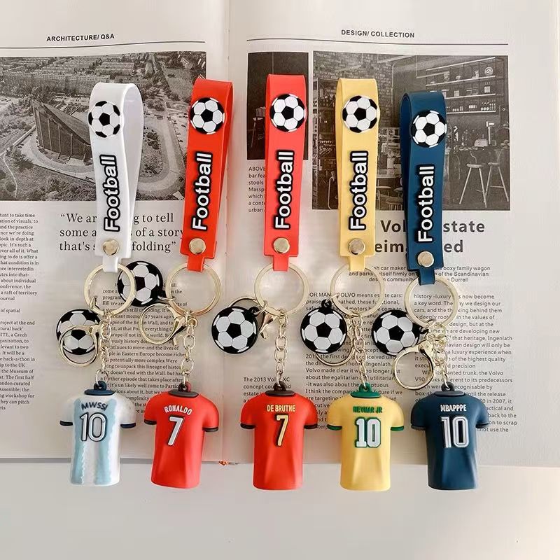 3D ! Soccer jersey keychain, pendant, World Cup car key, bag charm, NBA creative gift, Cristiano Ronaldo, Messi