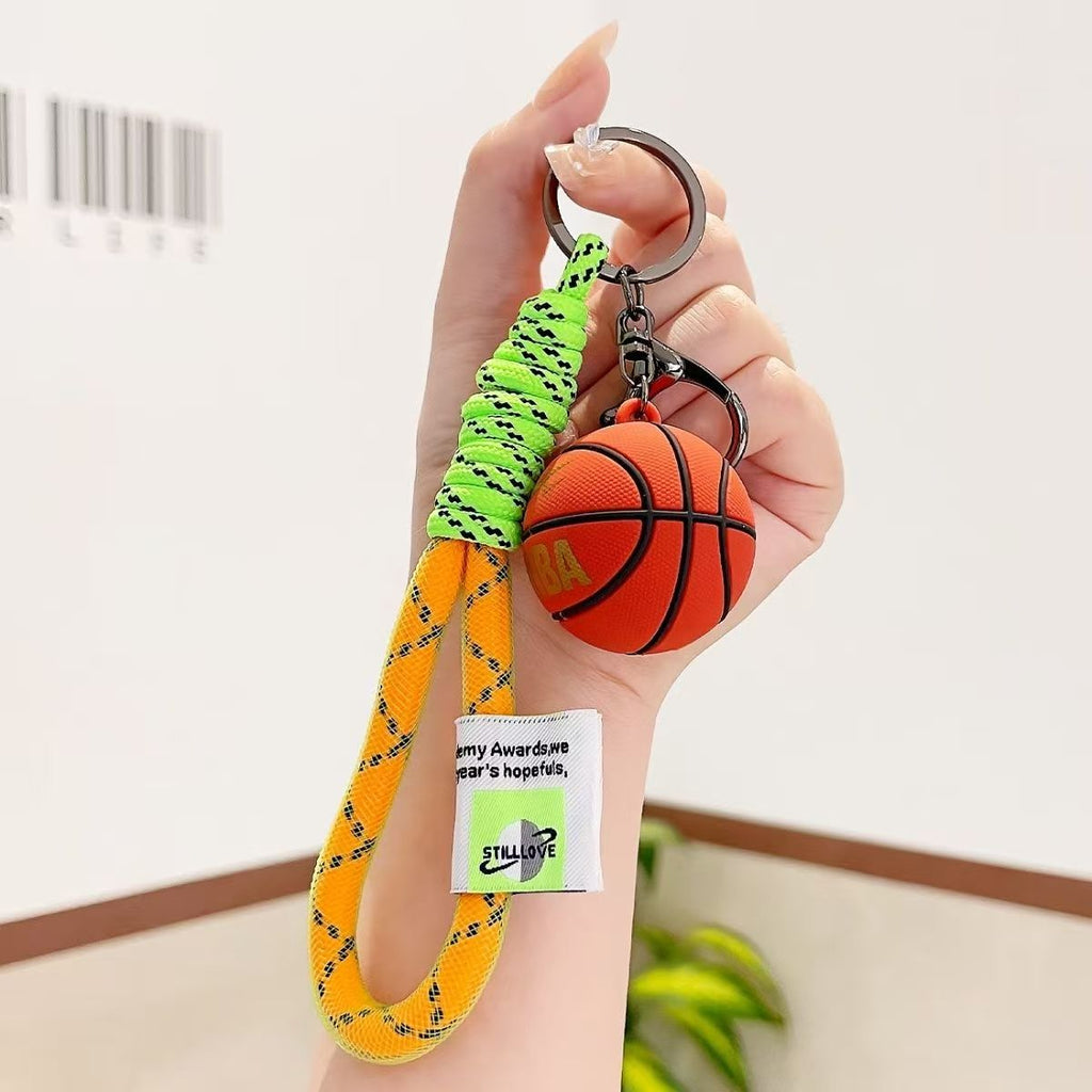 （Alloy + Silicone） Basketball keychain, pendant, realistic basketball car keychain, backpack pendant