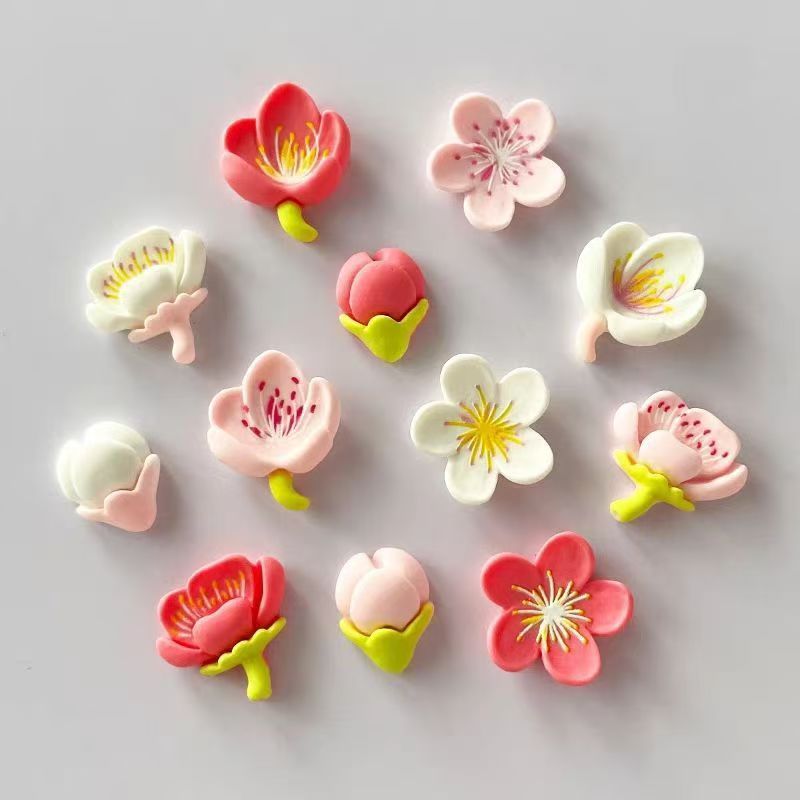 Flower-shaped refrigerator magnets, magnetic stickers, for holding photos and leaving messages.