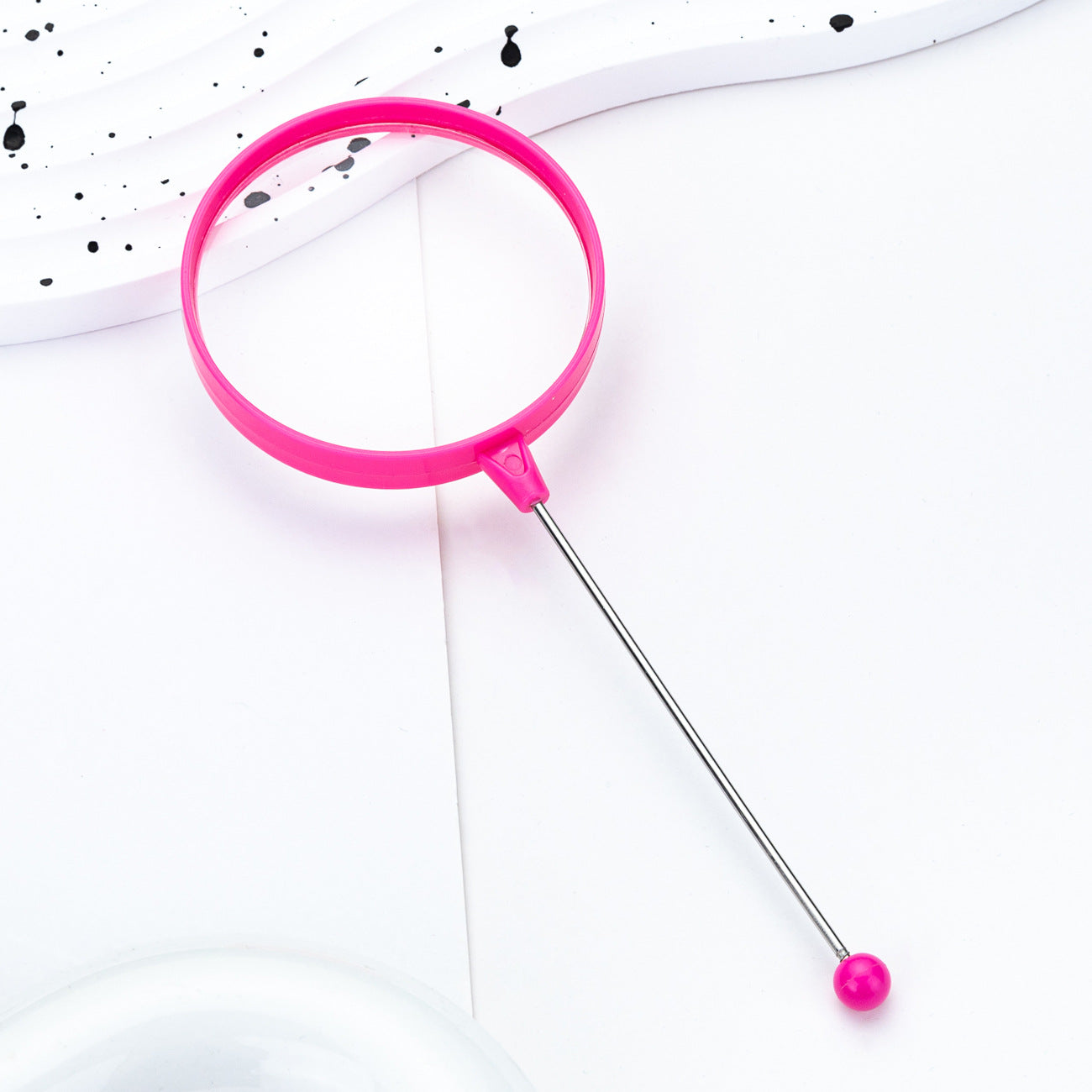 Reading hand-held magnifying glass, reading newspaper reader, expanding mirror creative DIY beaded magnifying glass