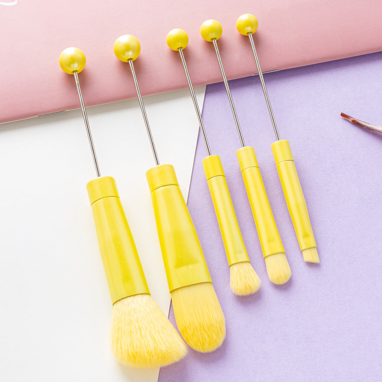 5 DIY metal handles, beaded makeup brush set