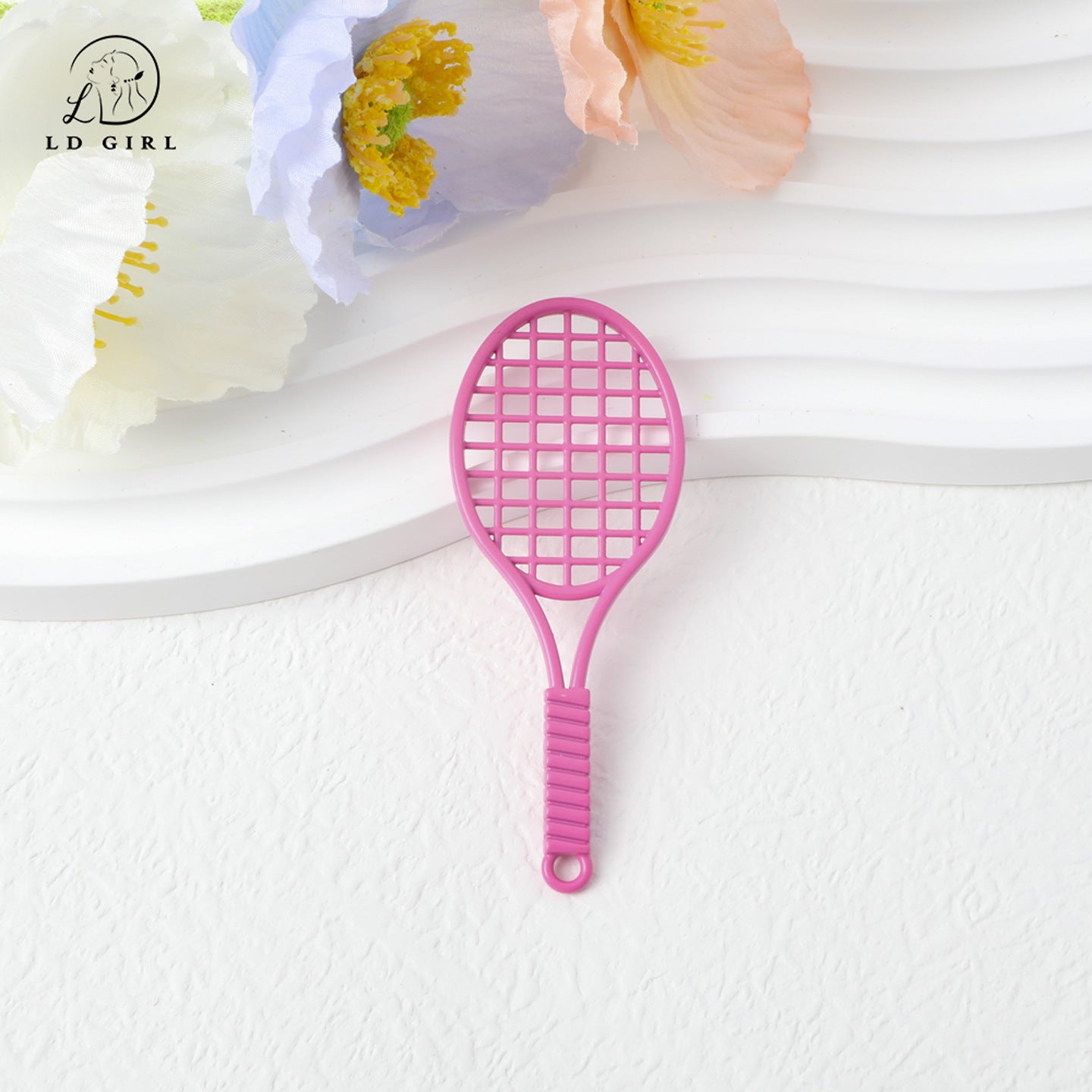 A tennis racket, badminton pendant, jewelry accessories, DIY bracelet, keychain