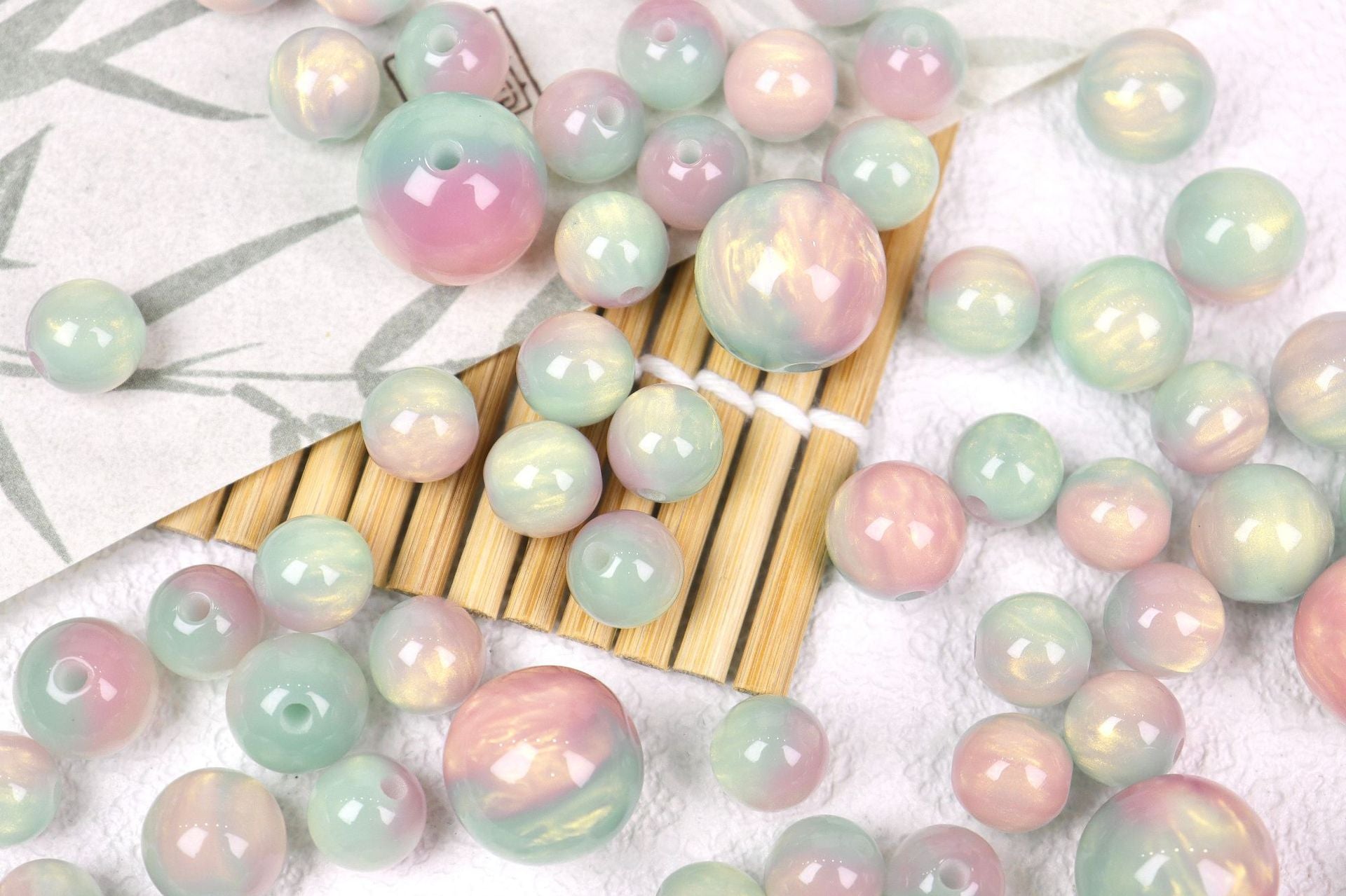 NO.17 Two-Tone  Resin Beads 鎏金双笙
