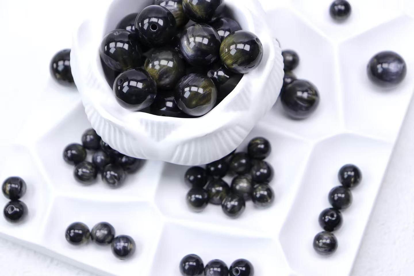 NO.14 Oil painting style resin beads 敦煌