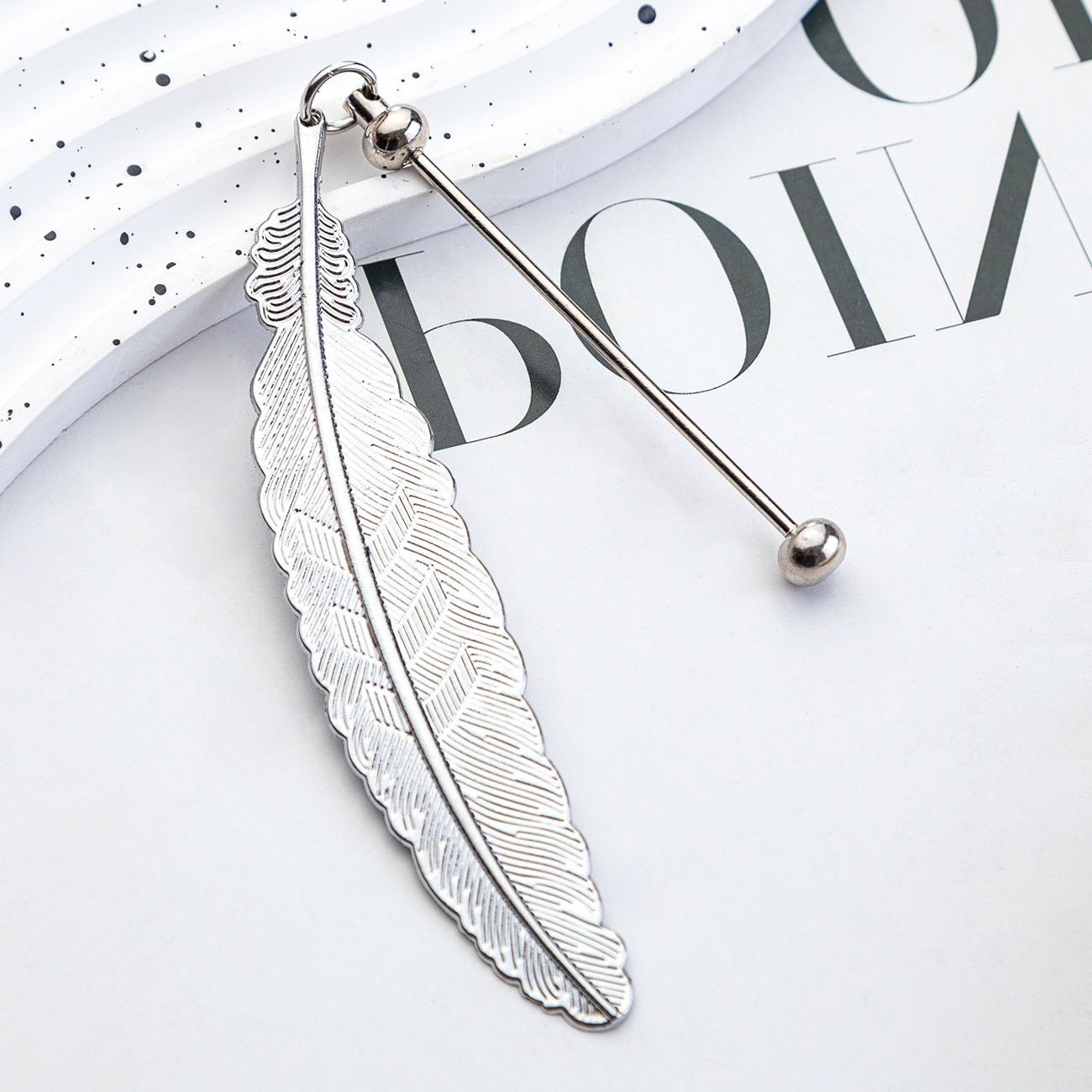 14-Color DIY feather bookmark, cartoon pendant, reading mark page holder 19.6 * 2.4cm