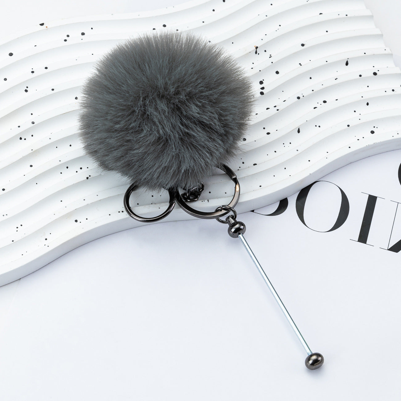 DIY beaded hairball keychain, creative plush keychain