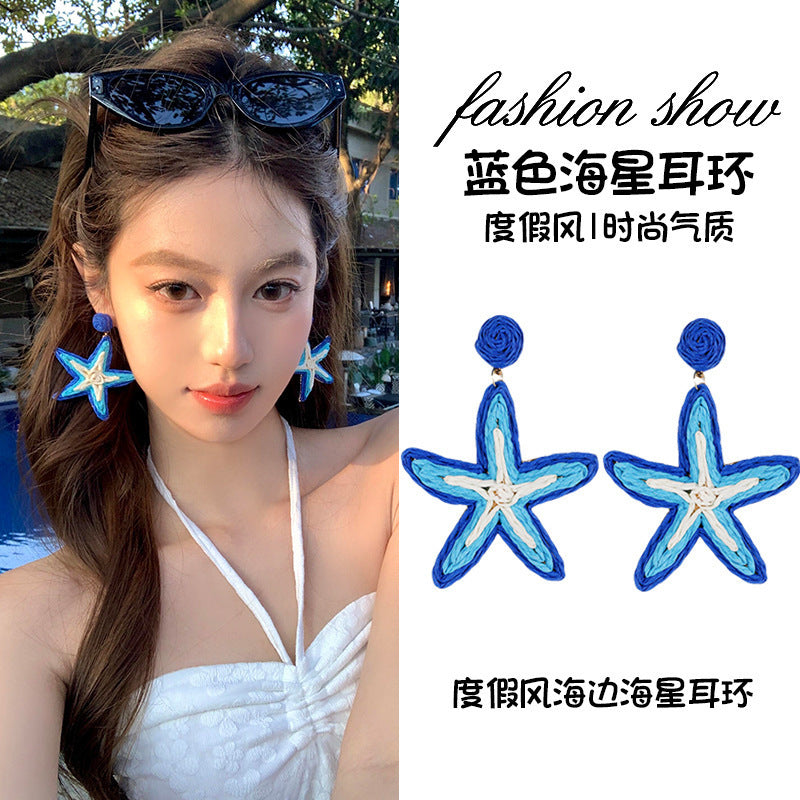 E5, earrings