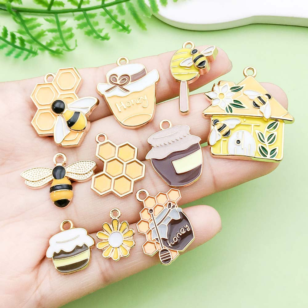Alloy 20 honeycomb gold plated enamel charm metal