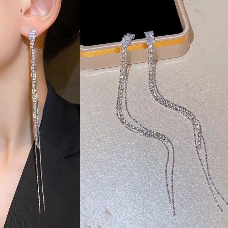 E12,925 Silver Needle Geometric Pearl Earrings G