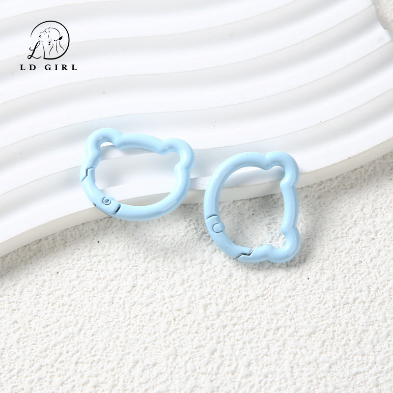 A bear spring buckle, split ring