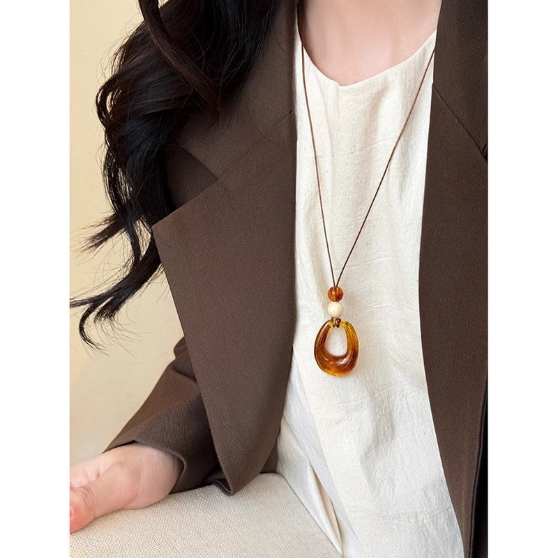 N1,Pendant necklace with long flowing chain