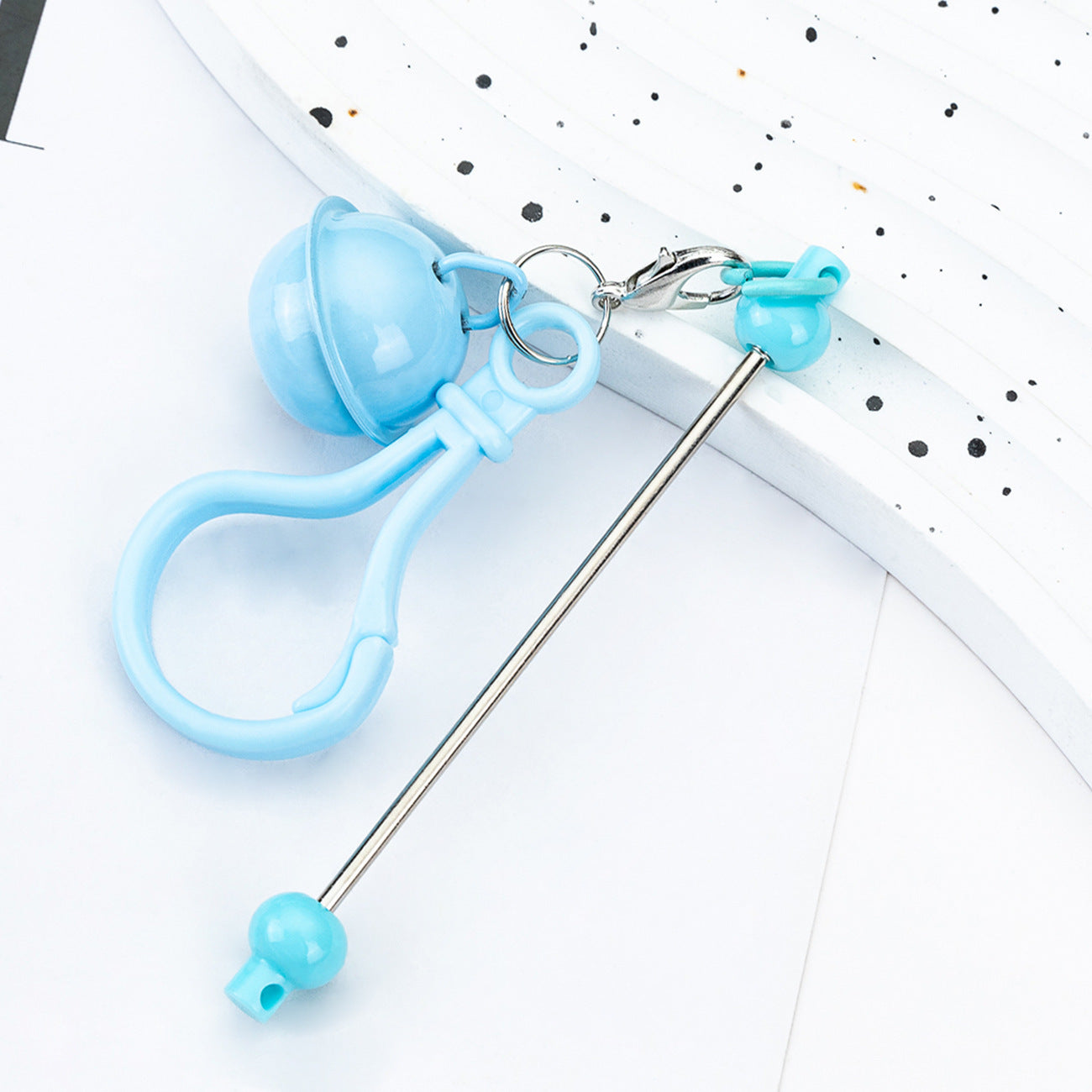 15-Color DIY bell keychain, handmade beaded color keychain, cute accessories, bag pendant, plastic keychain.