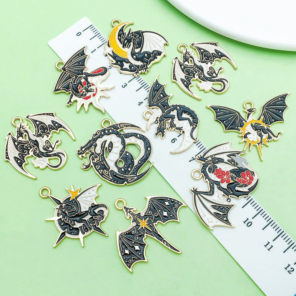 NO.16 Mix 10 black and white alloy dragons