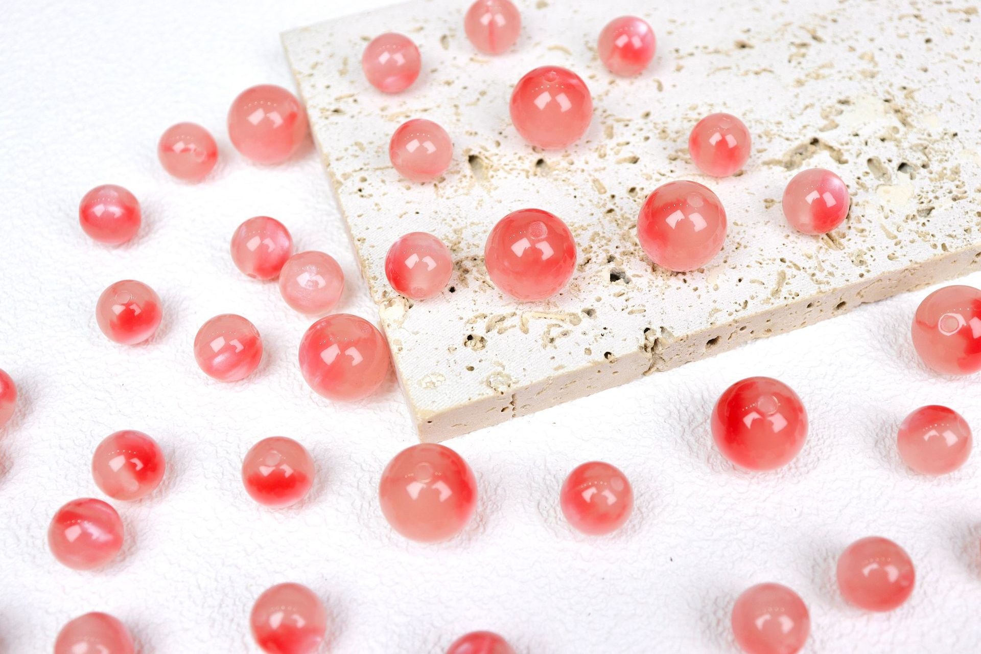 NO.1 Glow-in-the-dark  Resin Beads A 夜光玲珑