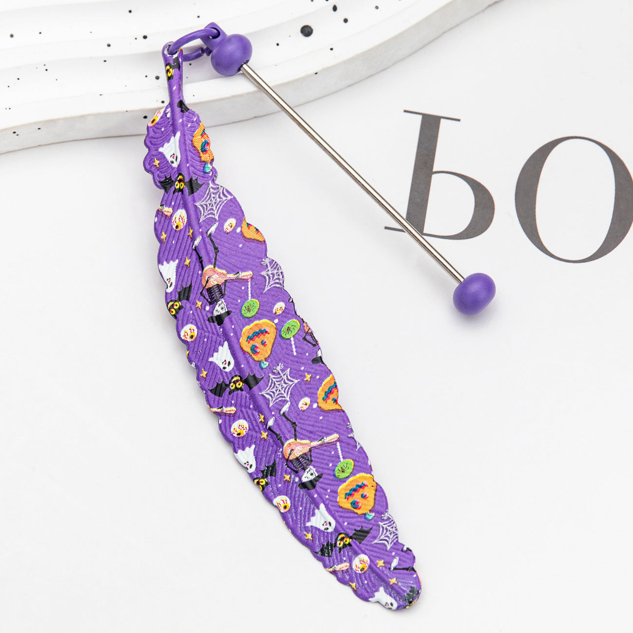 New DIY beaded feather bookmark, Christmas and Halloween metal bookmark, book page clip pendant.