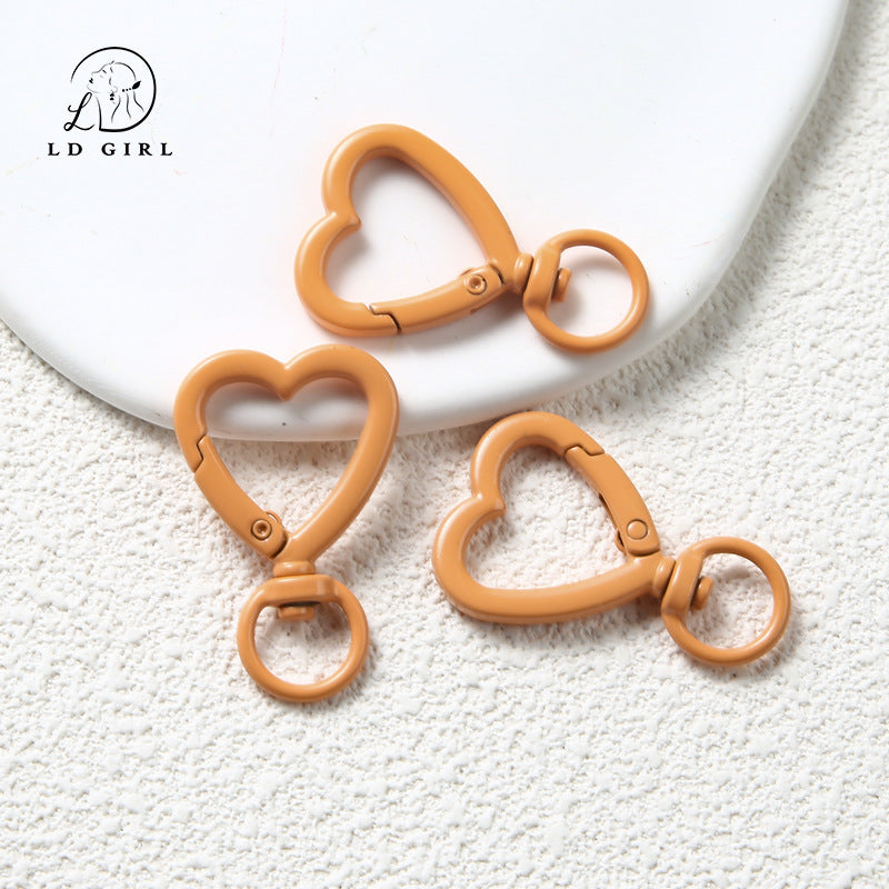 A love keychain, DIY luggage buckle, jewelry accessories materials