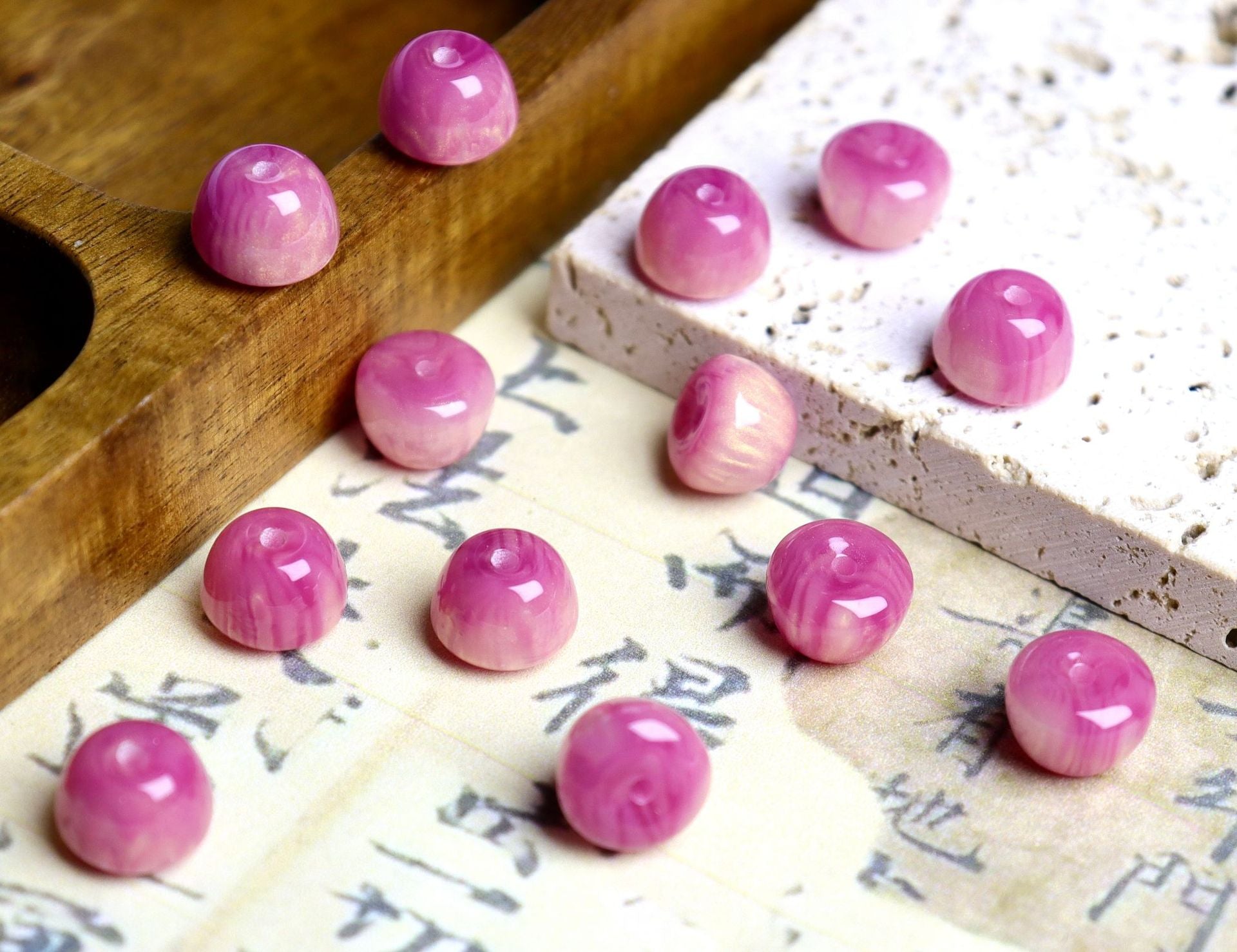 NO.24 Apple Resin beads 苹果珠子