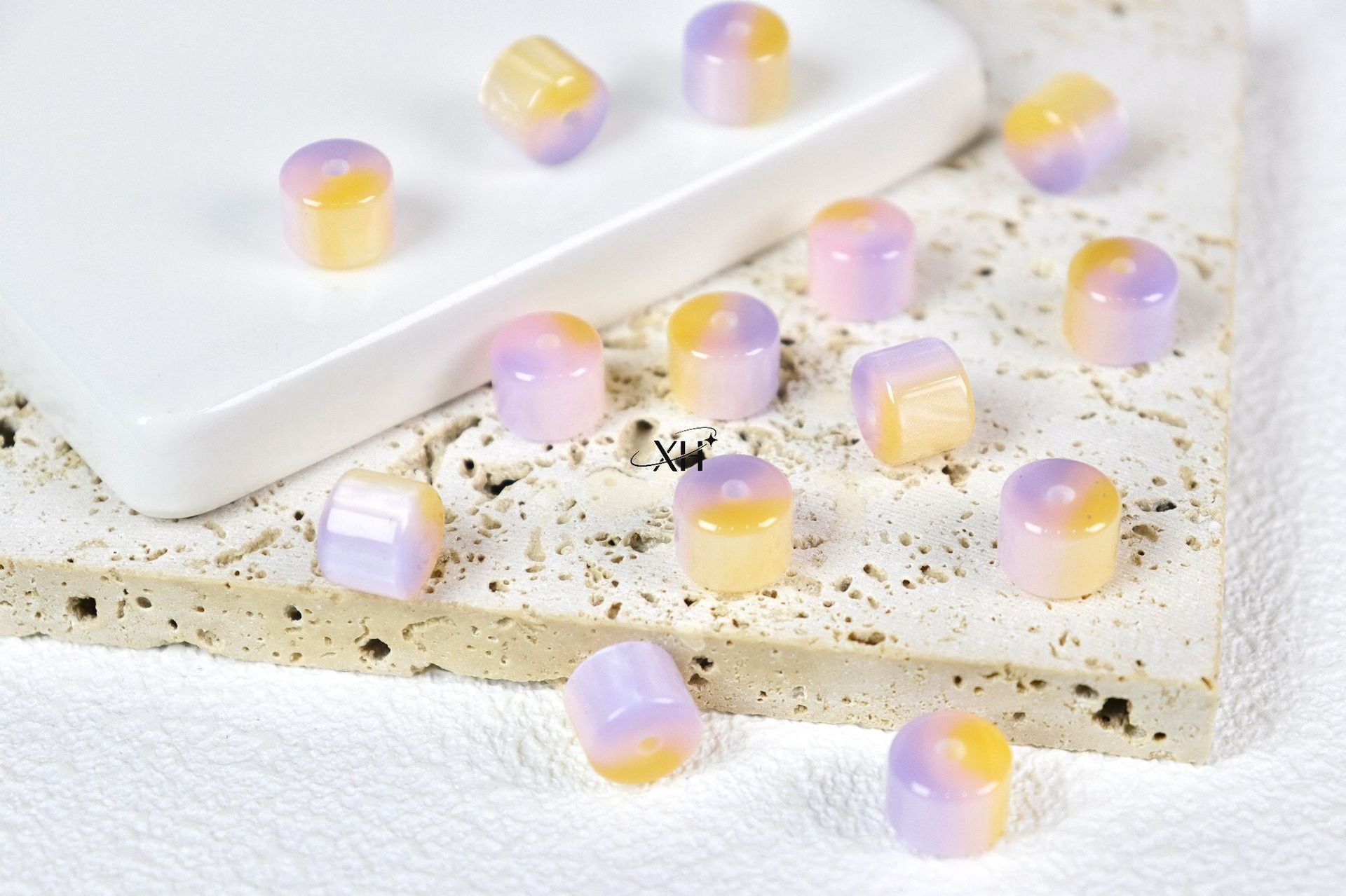 NO.8 Three in one Colors Resin Beads B 三分春桶珠