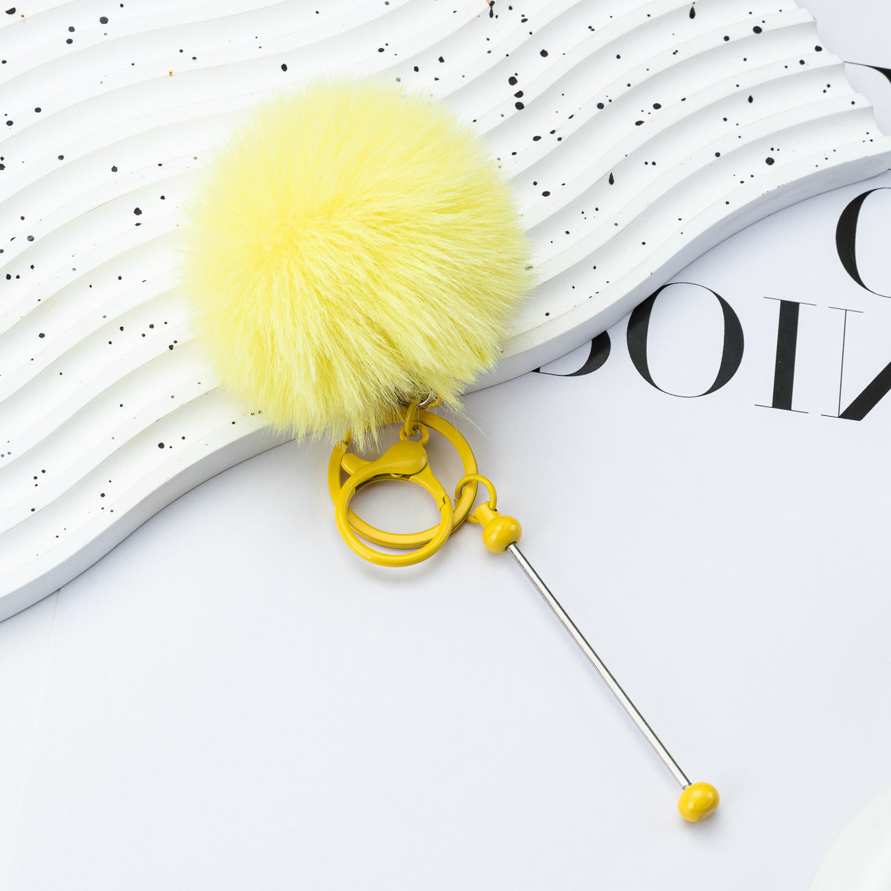 DIY beaded hairball keychain, creative plush keychain