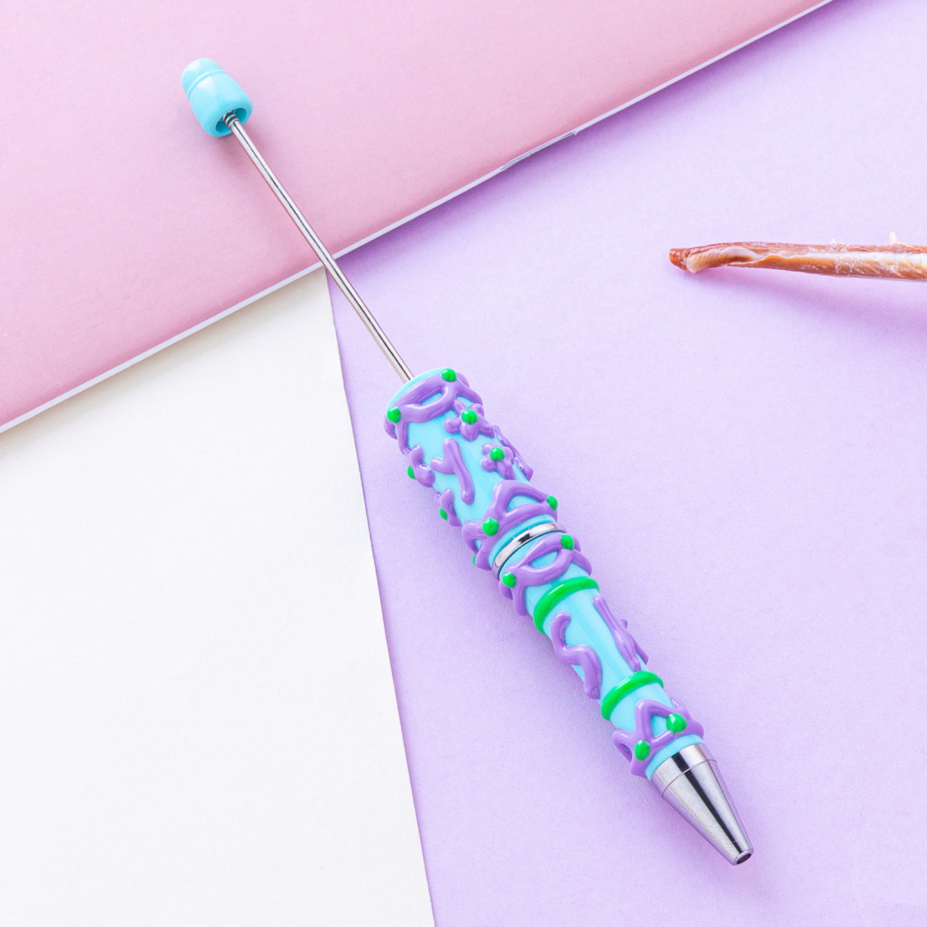 12-Color DIY cream glue hand-painted bead pen, creative handmade DIY, handmade oil painting ballpoint pen, cute girl heart plastic pen