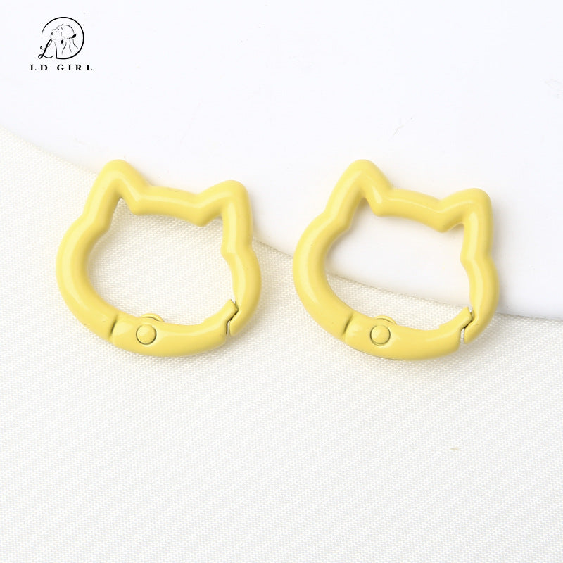 A Color paint cat head spring chain, key chain, DIY accessories, alloy connecting ring