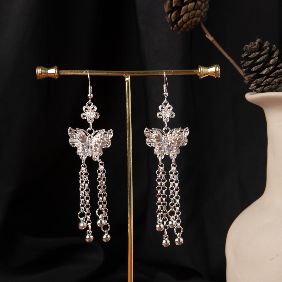 E6,Miao silver earrings