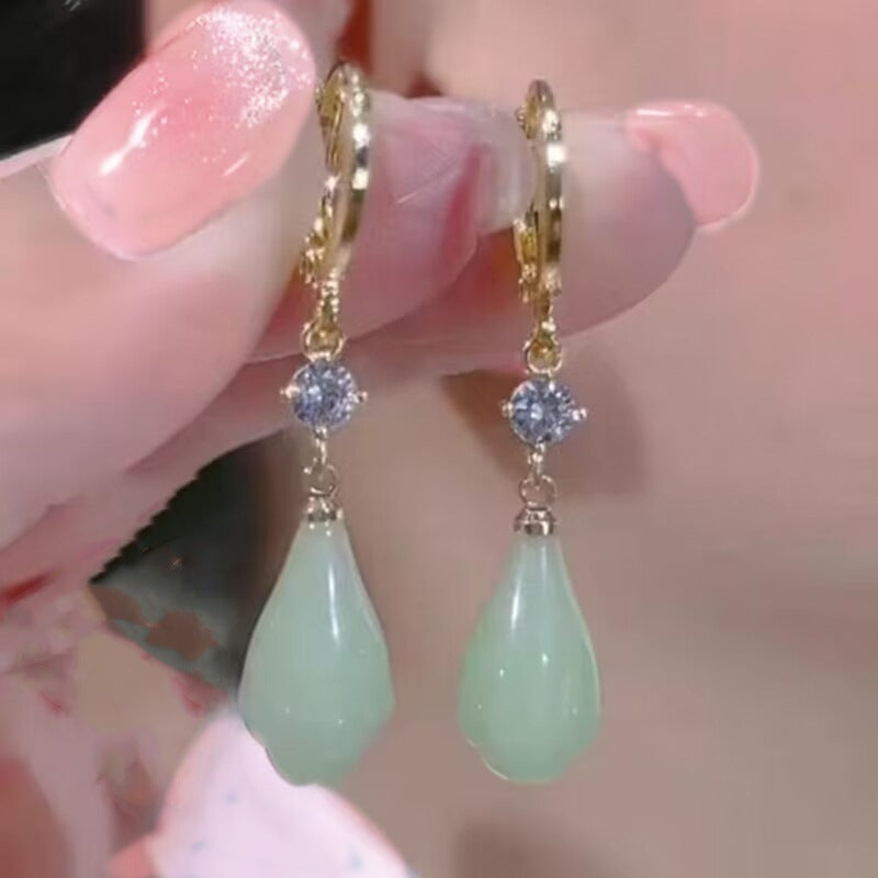 E15,925 Silver Needle Earrings  A