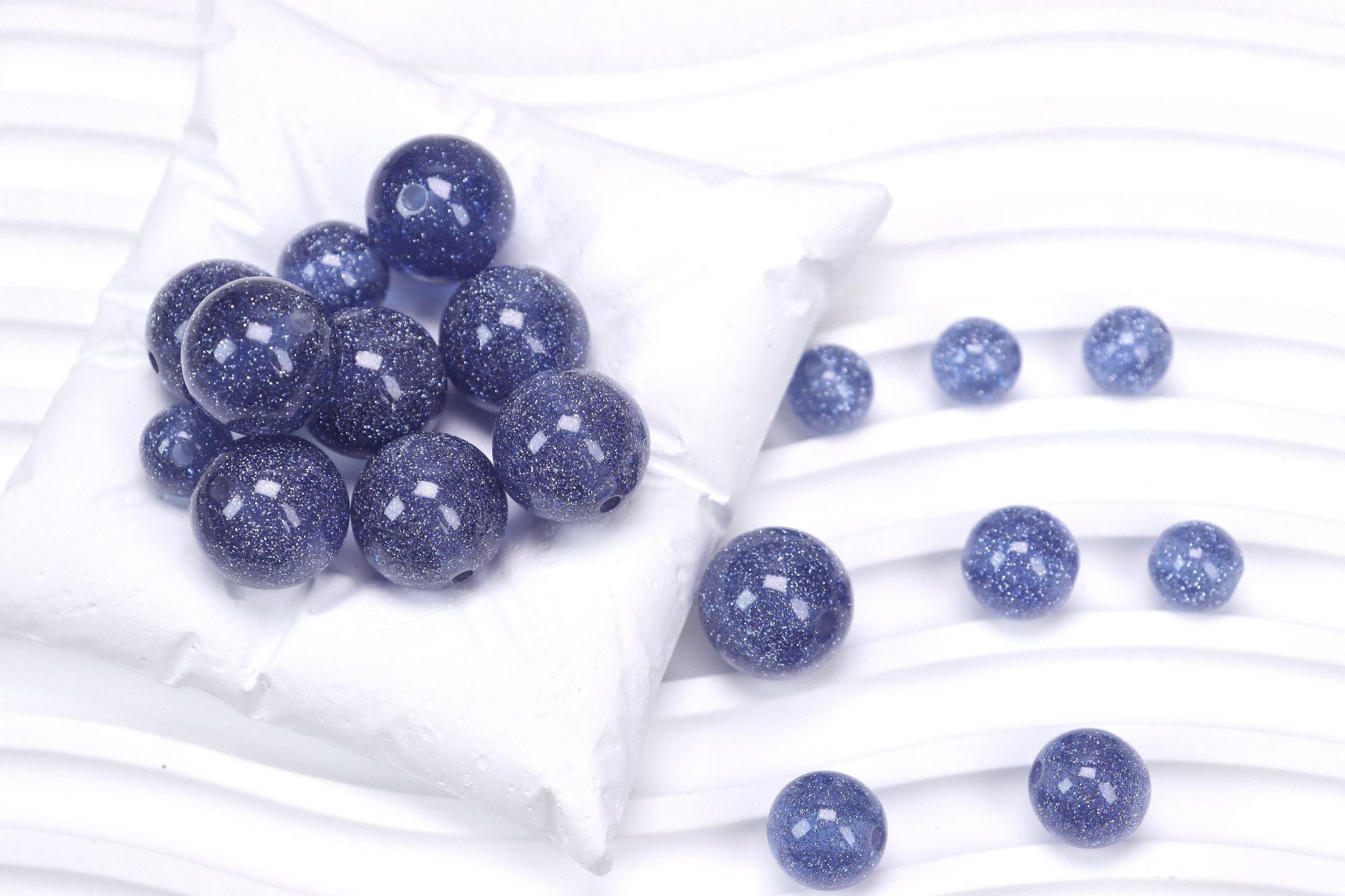 NO.18 Super Sparkly Diamond Resin Beads 钻砂