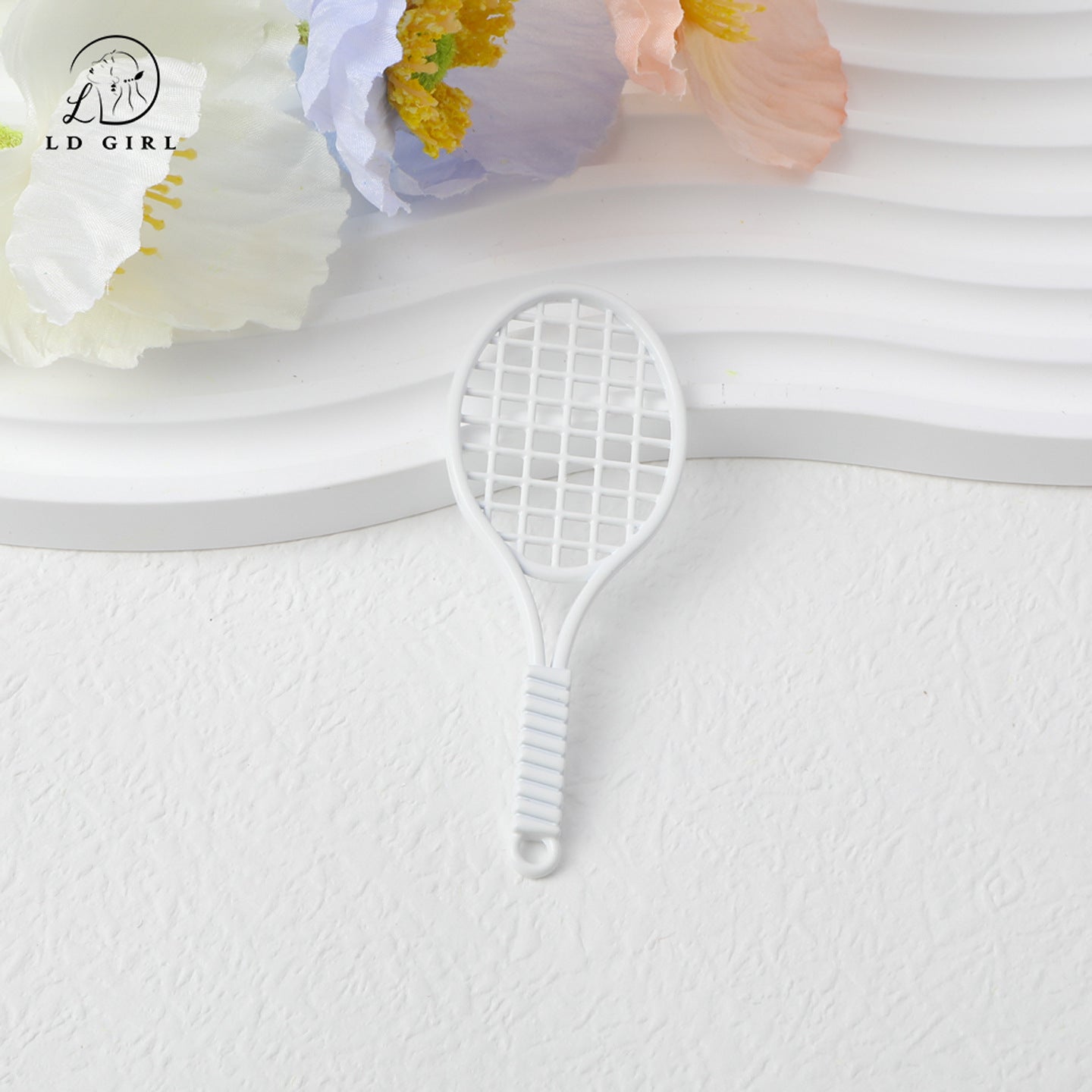 A tennis racket, badminton pendant, jewelry accessories, DIY bracelet, keychain