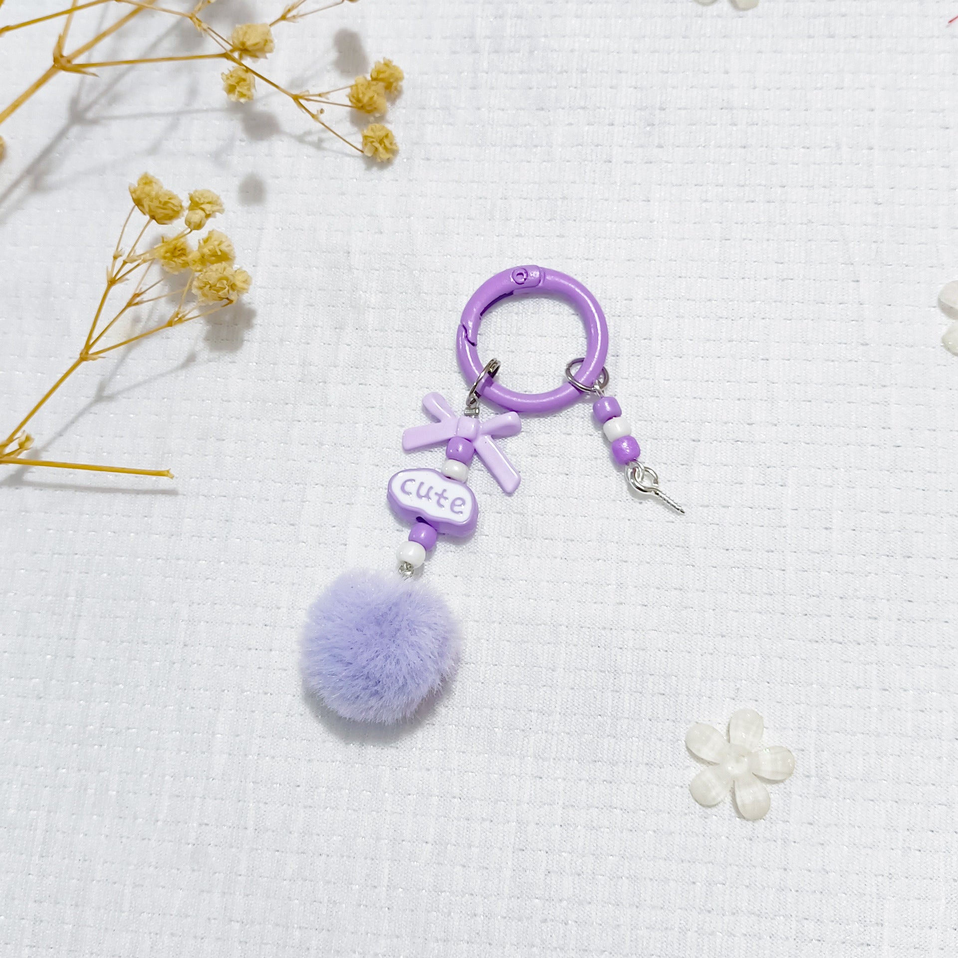 Color hairball keychain, mobile phone chain, DIY bag pendant car keychain