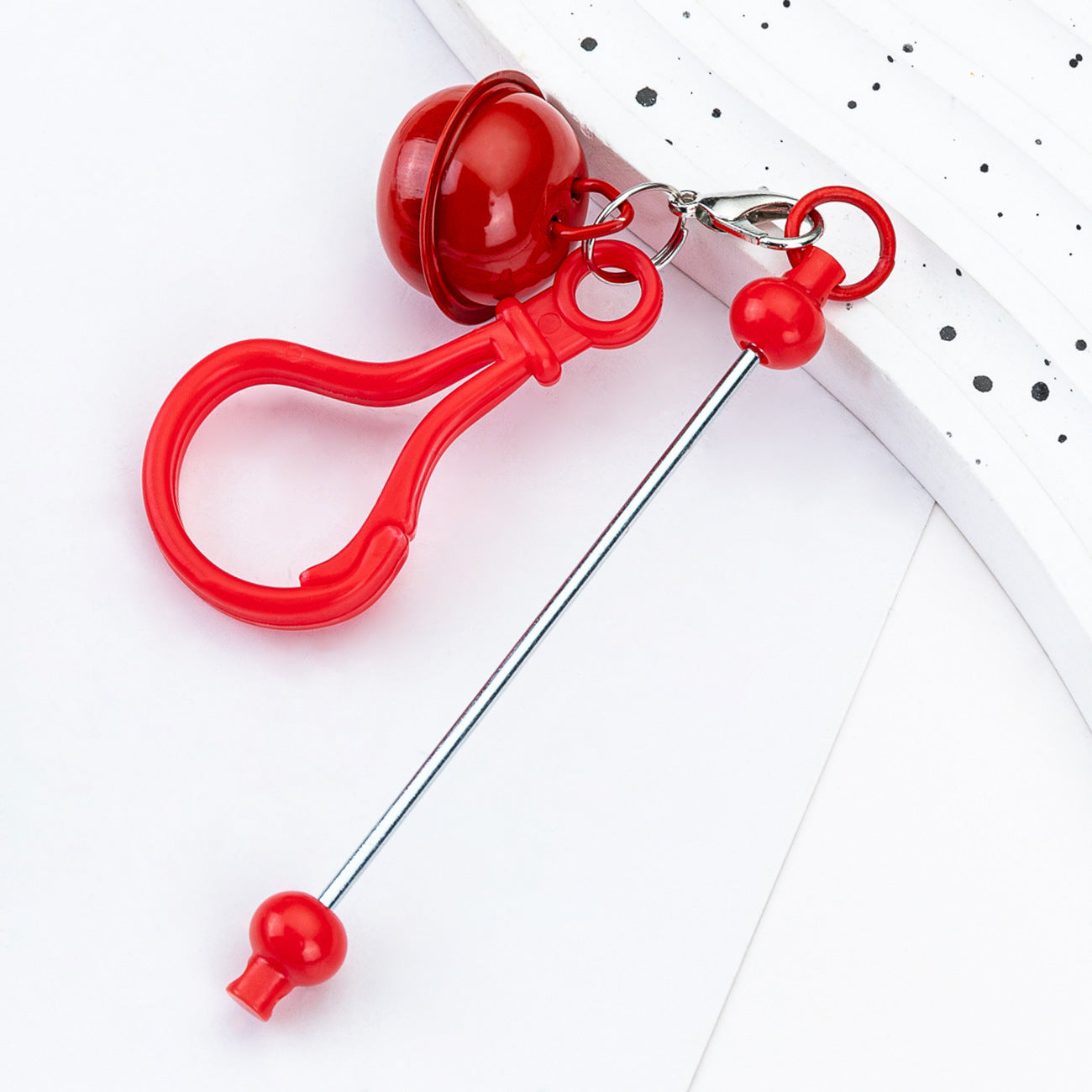 15-Color DIY bell keychain, handmade beaded color keychain, cute accessories, bag pendant, plastic keychain.