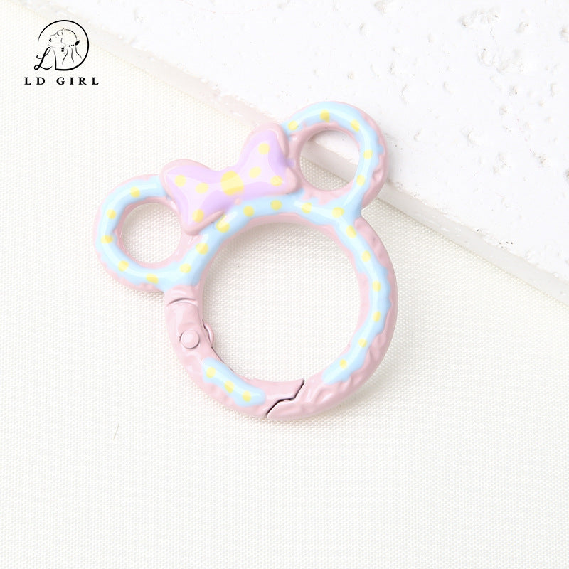A bow Mickey spring buckle, split ring