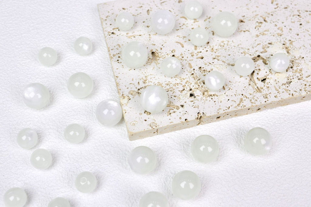 NO.1 Glow-in-the-dark  Resin Beads A 夜光玲珑