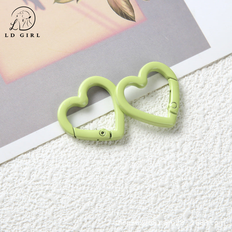 A heart-shaped spring chain, keychain