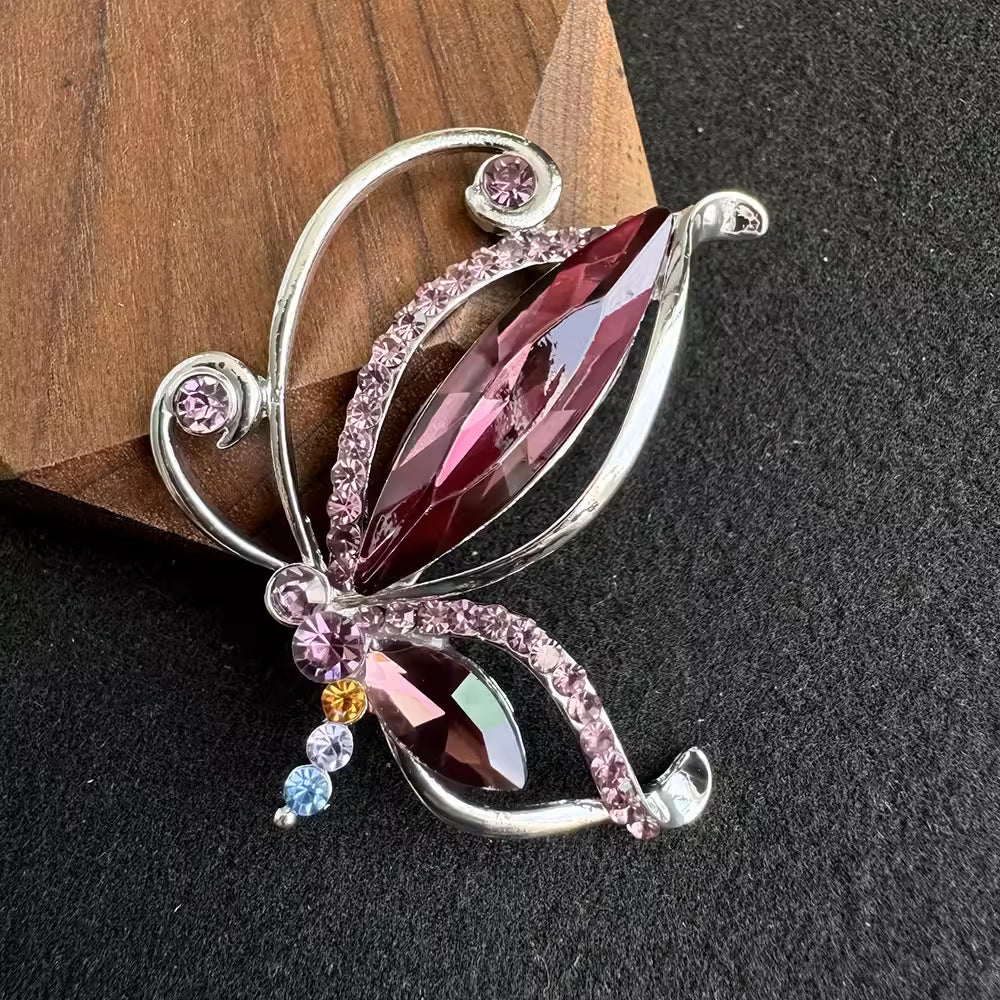 30-Type diamond-encrusted tulip, rose and other brooches