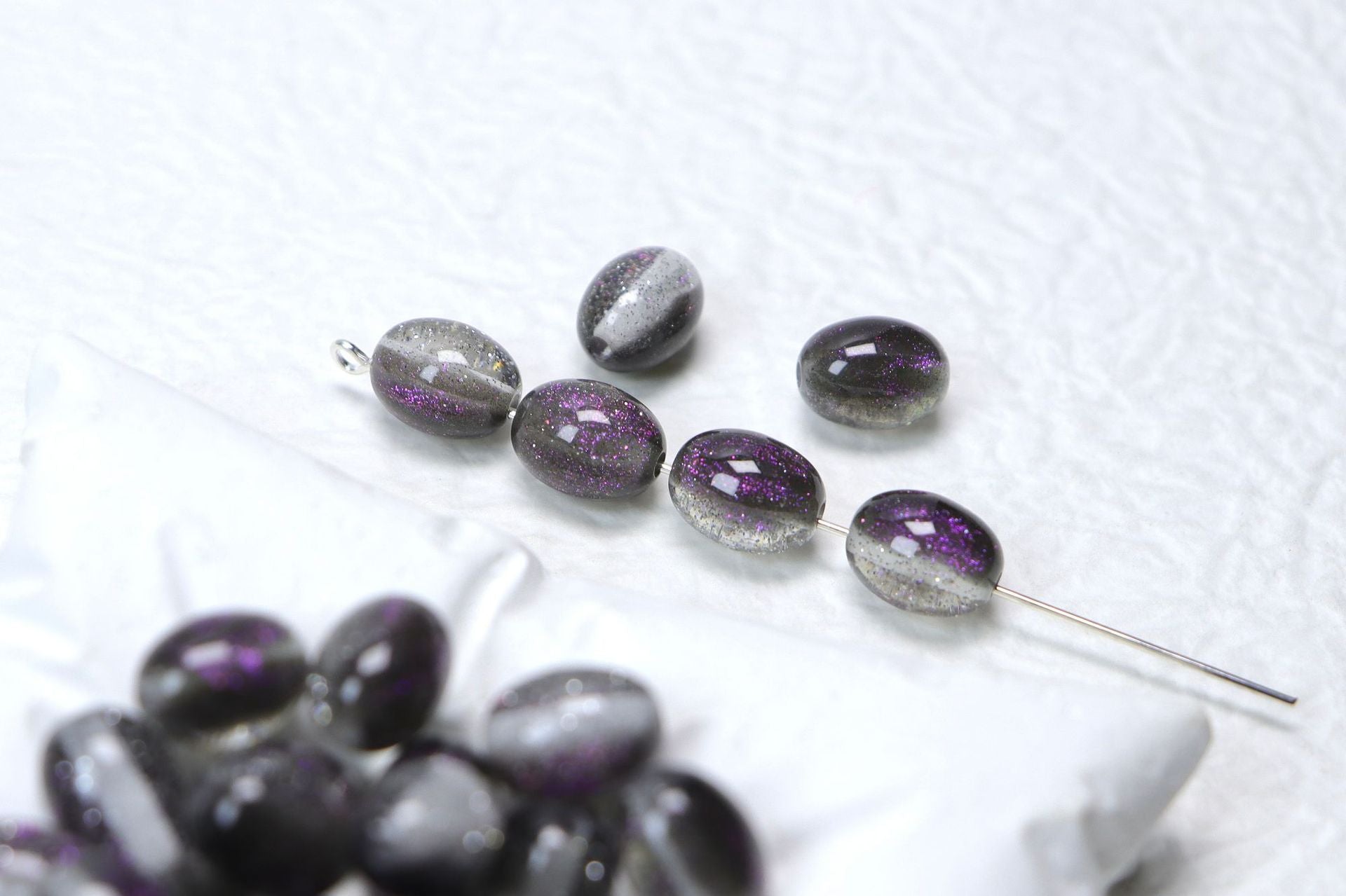 NO.23 Iridescent Grape Resin Beads 幻彩葡萄珠