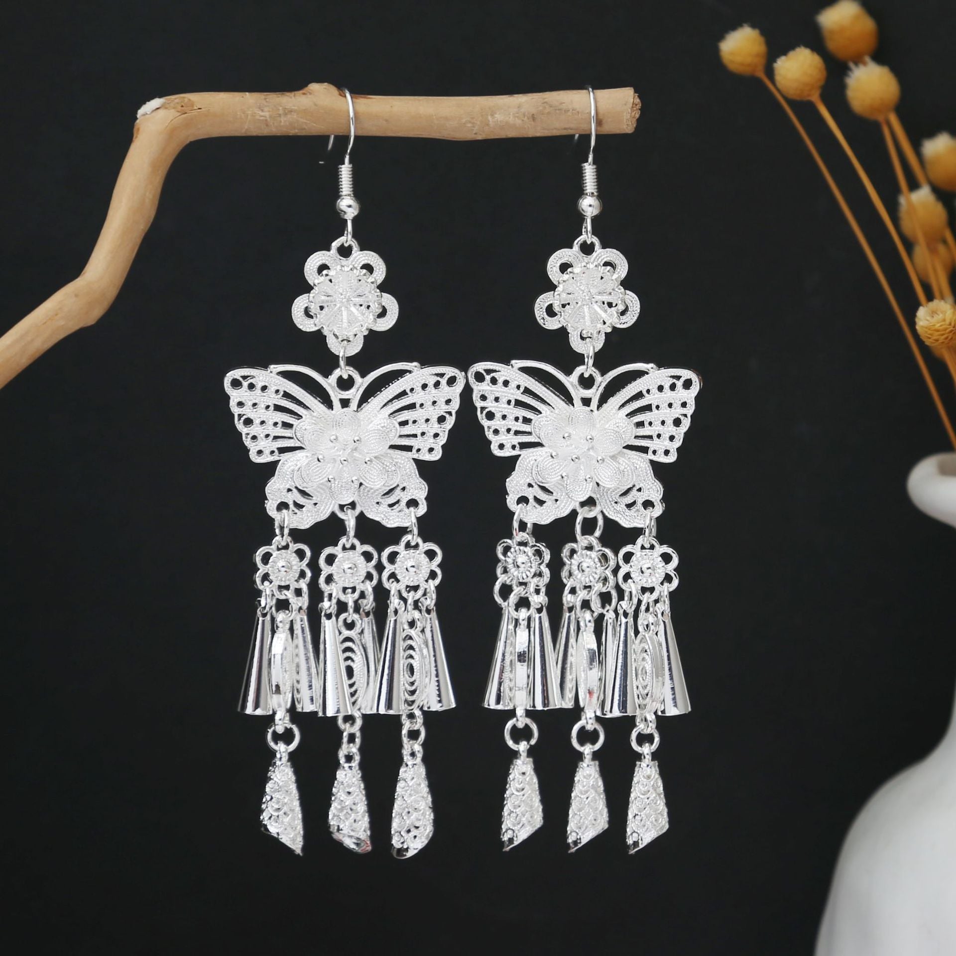 E6,Miao silver earrings