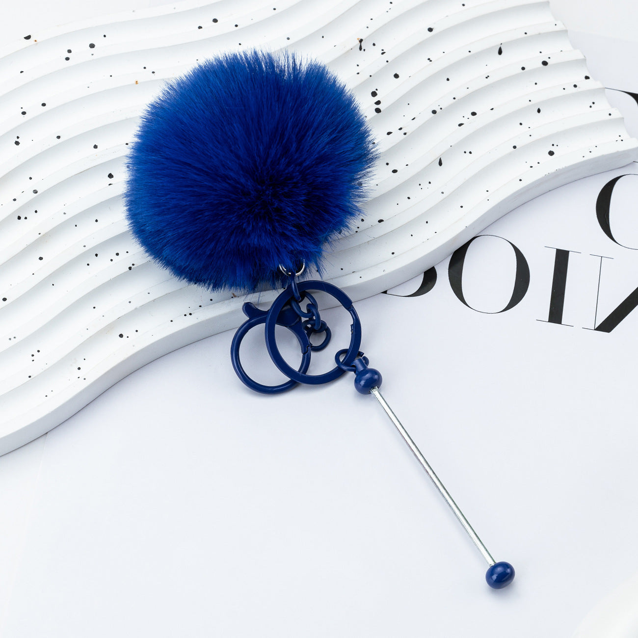 DIY beaded hairball keychain, creative plush keychain