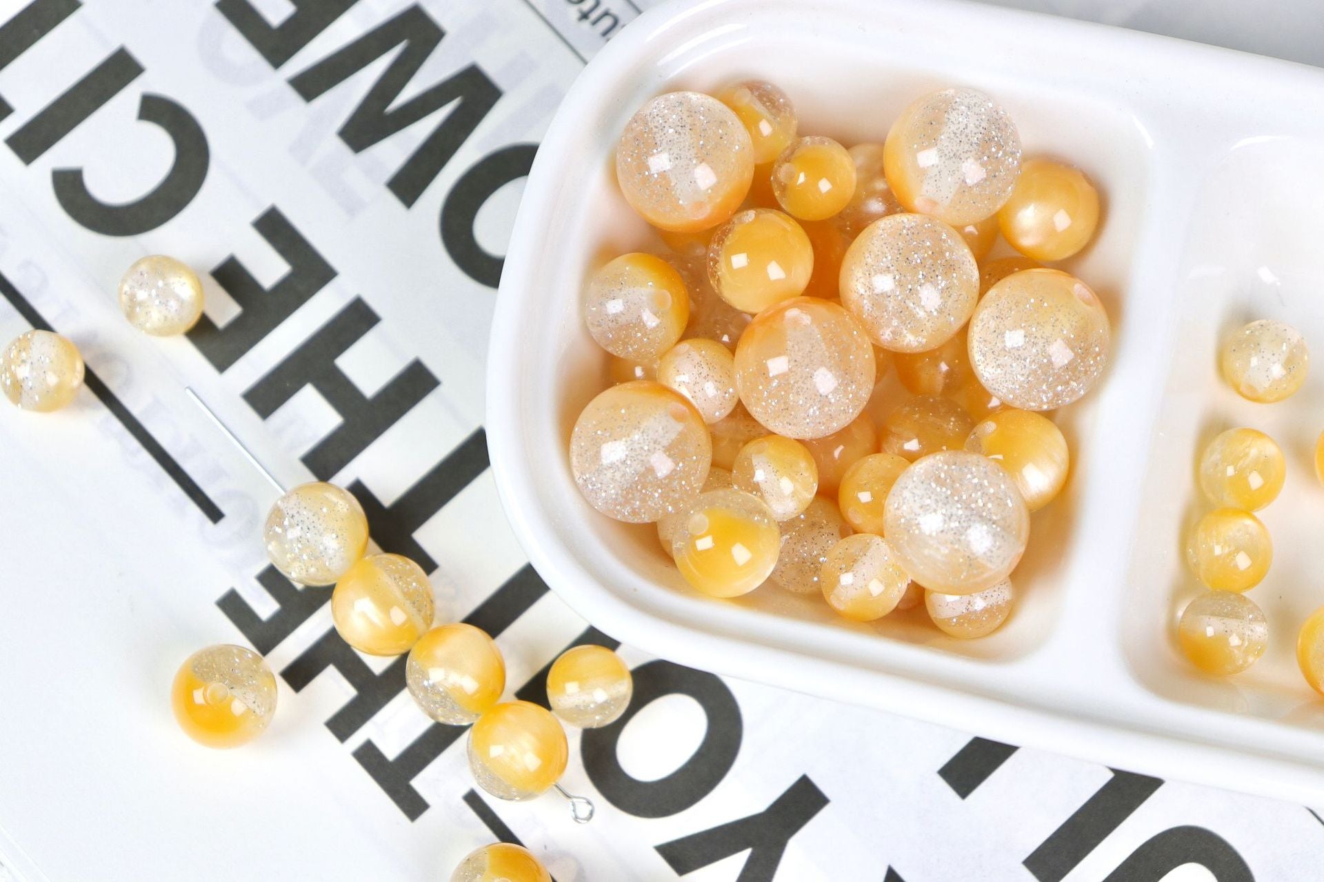 NO.20 Shimmery Silver  Resin Beads 满天星