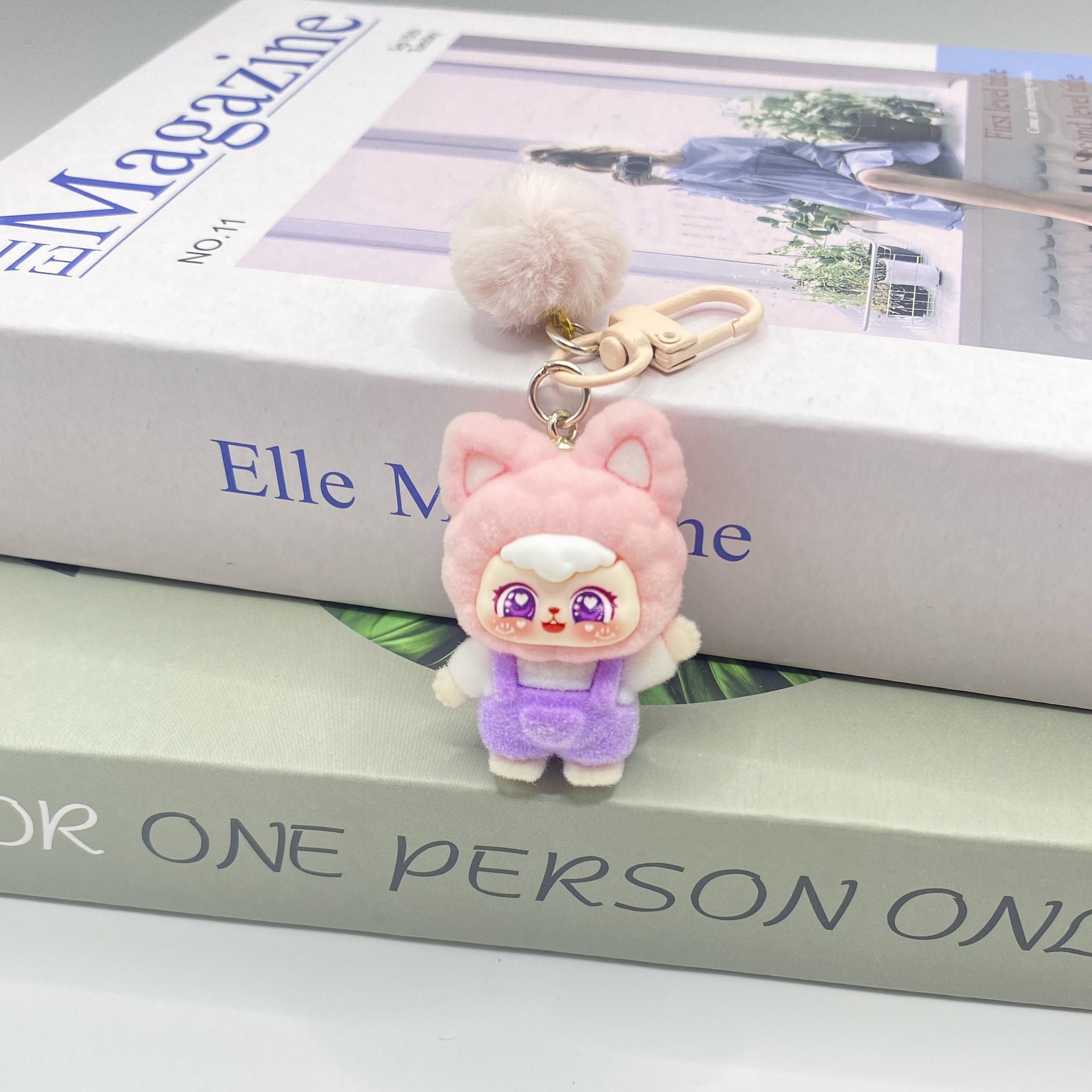 Flocking beckoning cat, pear, keychain pendant