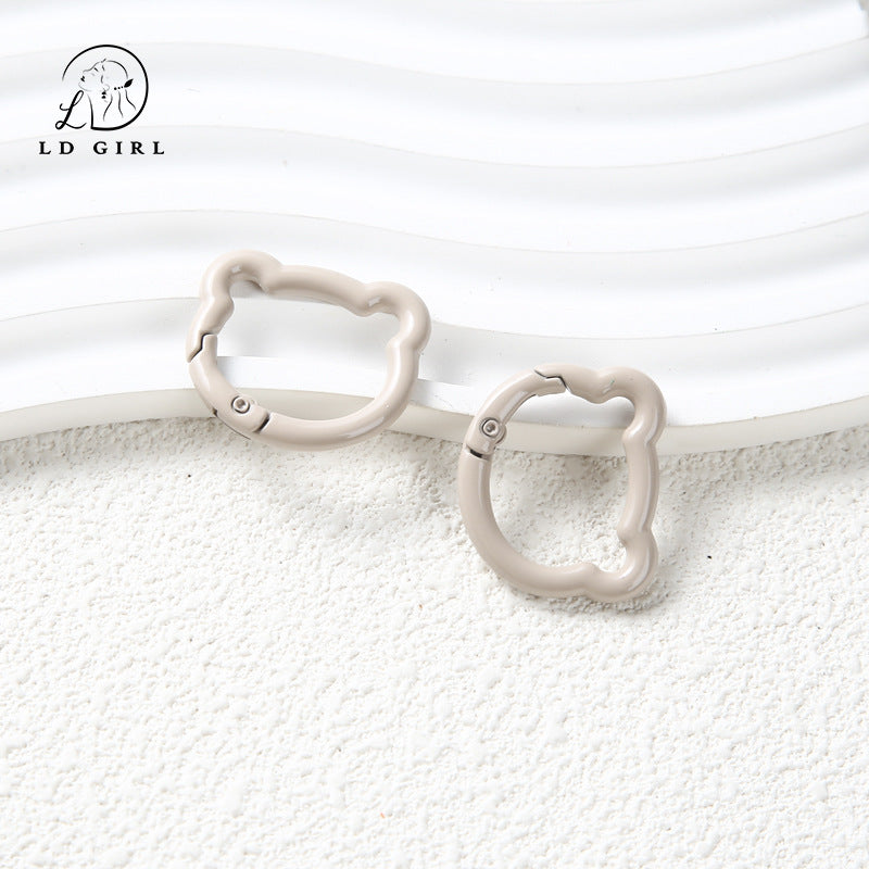 A bear spring buckle, split ring