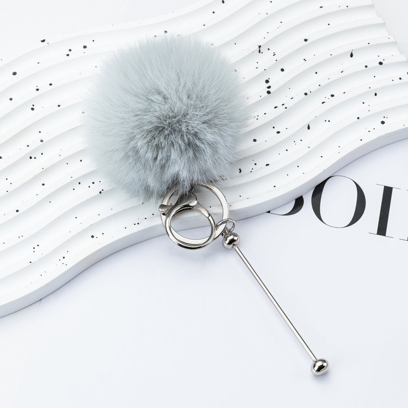 DIY beaded hairball keychain, creative plush keychain