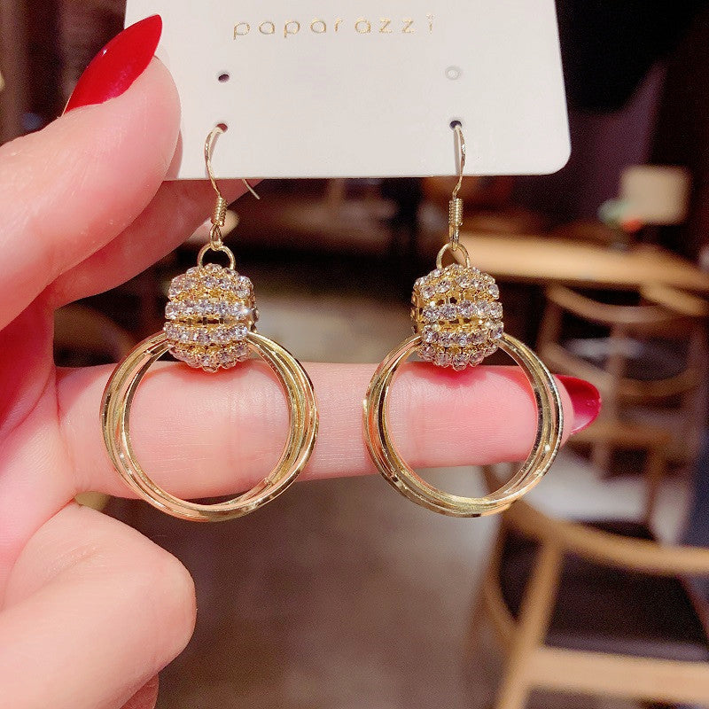 E12,925 Silver Needle Geometric Pearl Earrings G