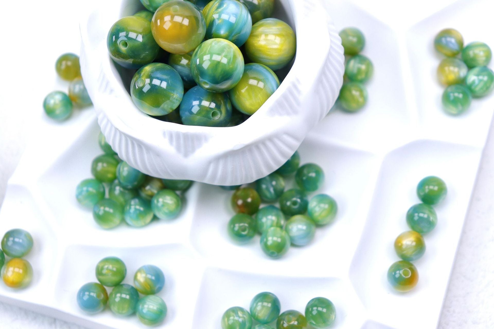 NO.14 Oil painting style resin beads 敦煌