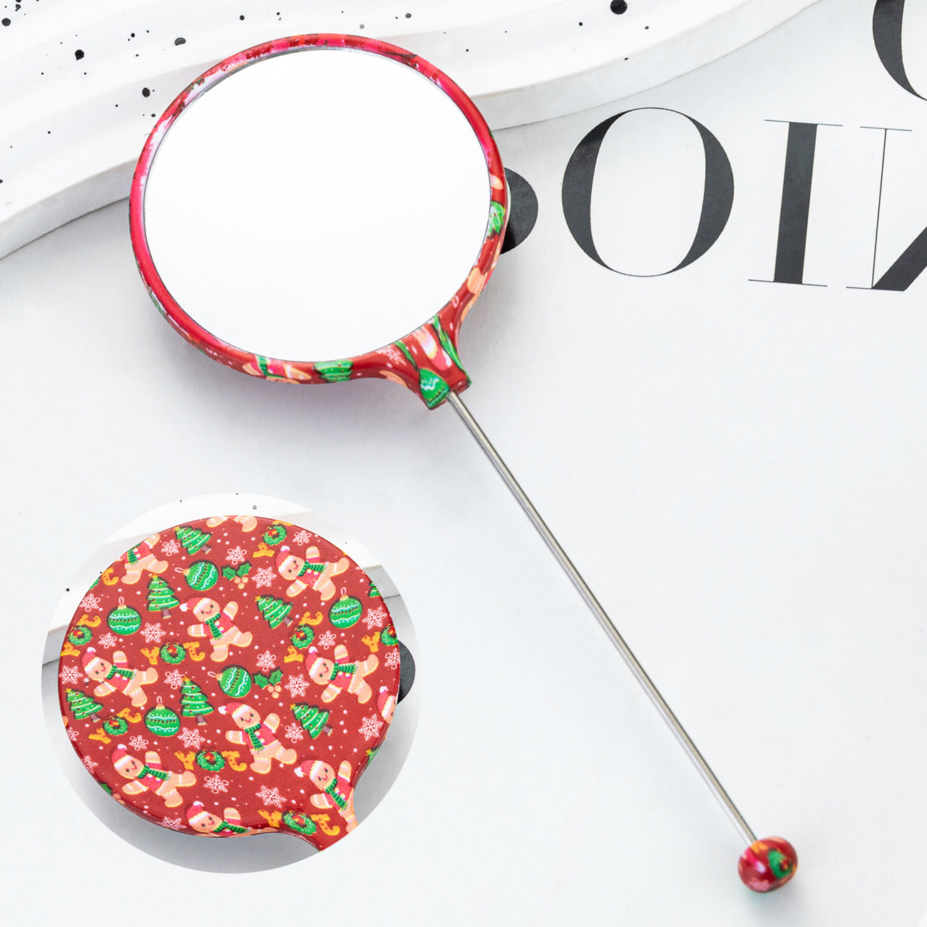 Multi-color hand-held round DIY small mirror, portable high definition mirror hand-held mirror, Christmas and Halloween pattern mirror 14.6 * 5.4CM