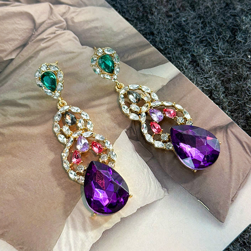 E4,earrings