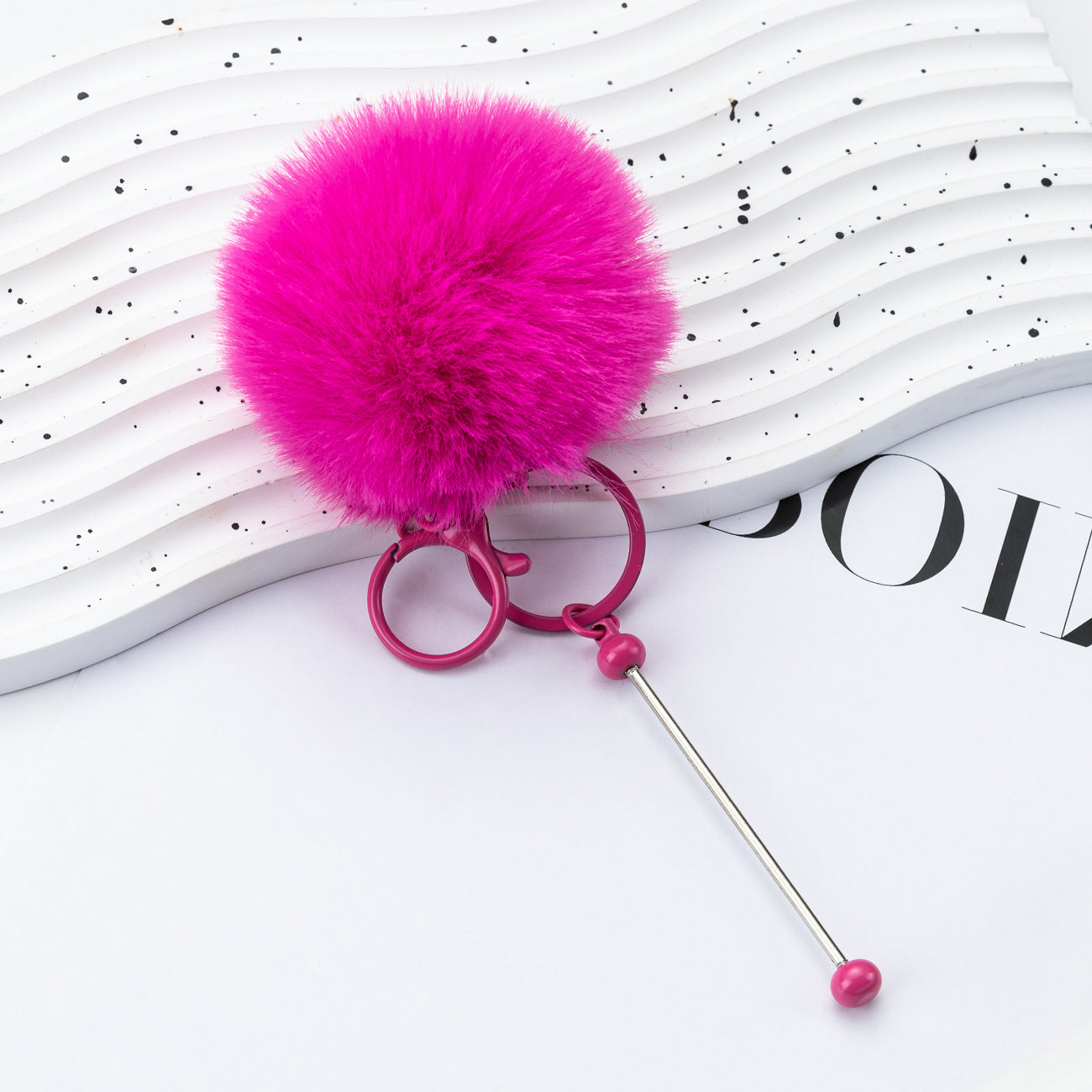 DIY beaded hairball keychain, creative plush keychain