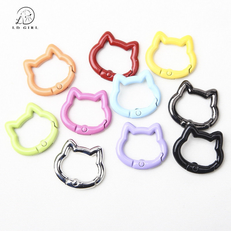 A Color paint cat head spring chain, key chain, DIY accessories, alloy connecting ring